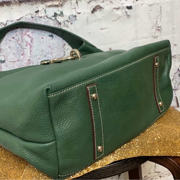 Dooney & Bourke large green hobo purse - Picture 5 of 11